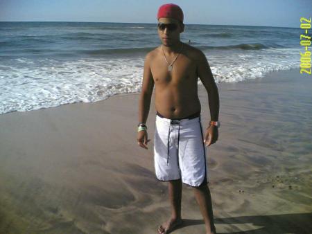 mehdi o plage monika